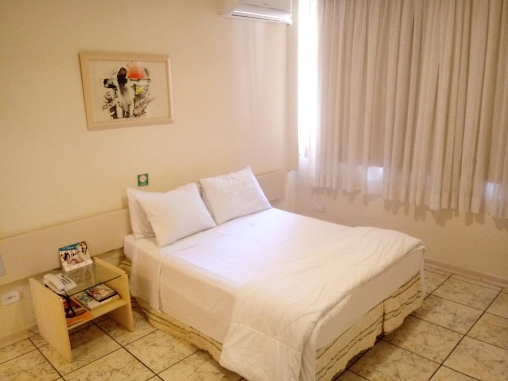 Hotel Harbor Inn Londrina Extérieur photo