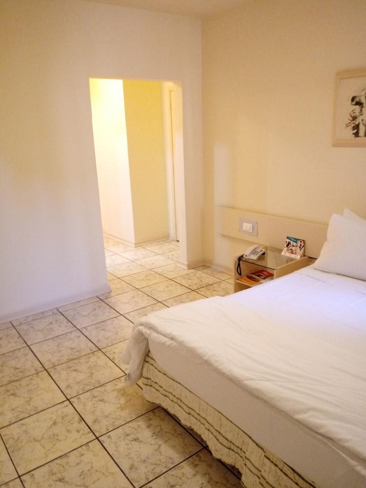 Hotel Harbor Inn Londrina Extérieur photo